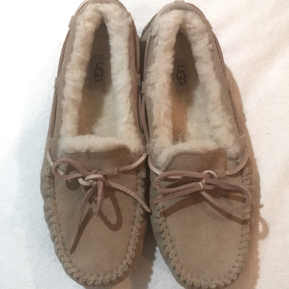UGG slipper (moccasin style)